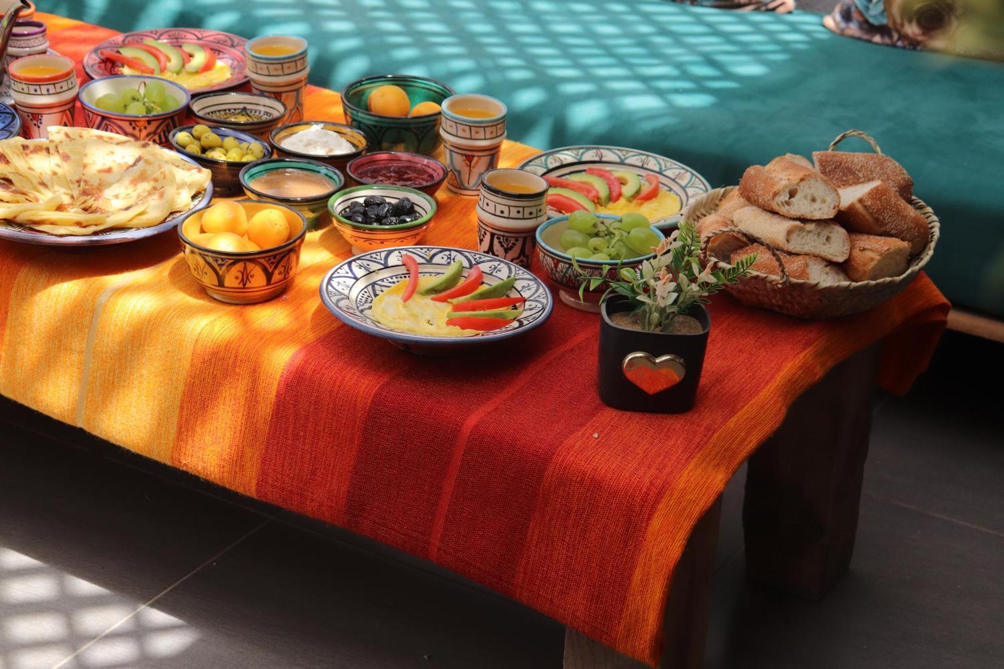 Amazigh Surf House Hotel Agadir Bagian luar foto